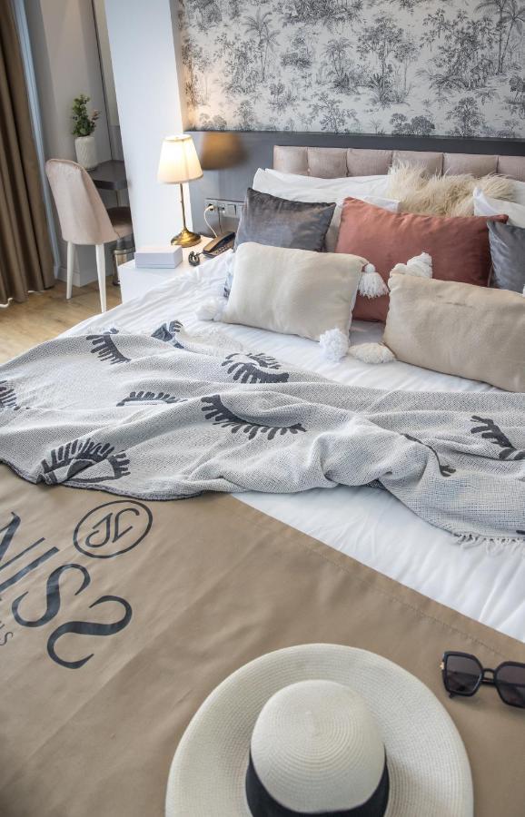Niss Lara Otel 3*